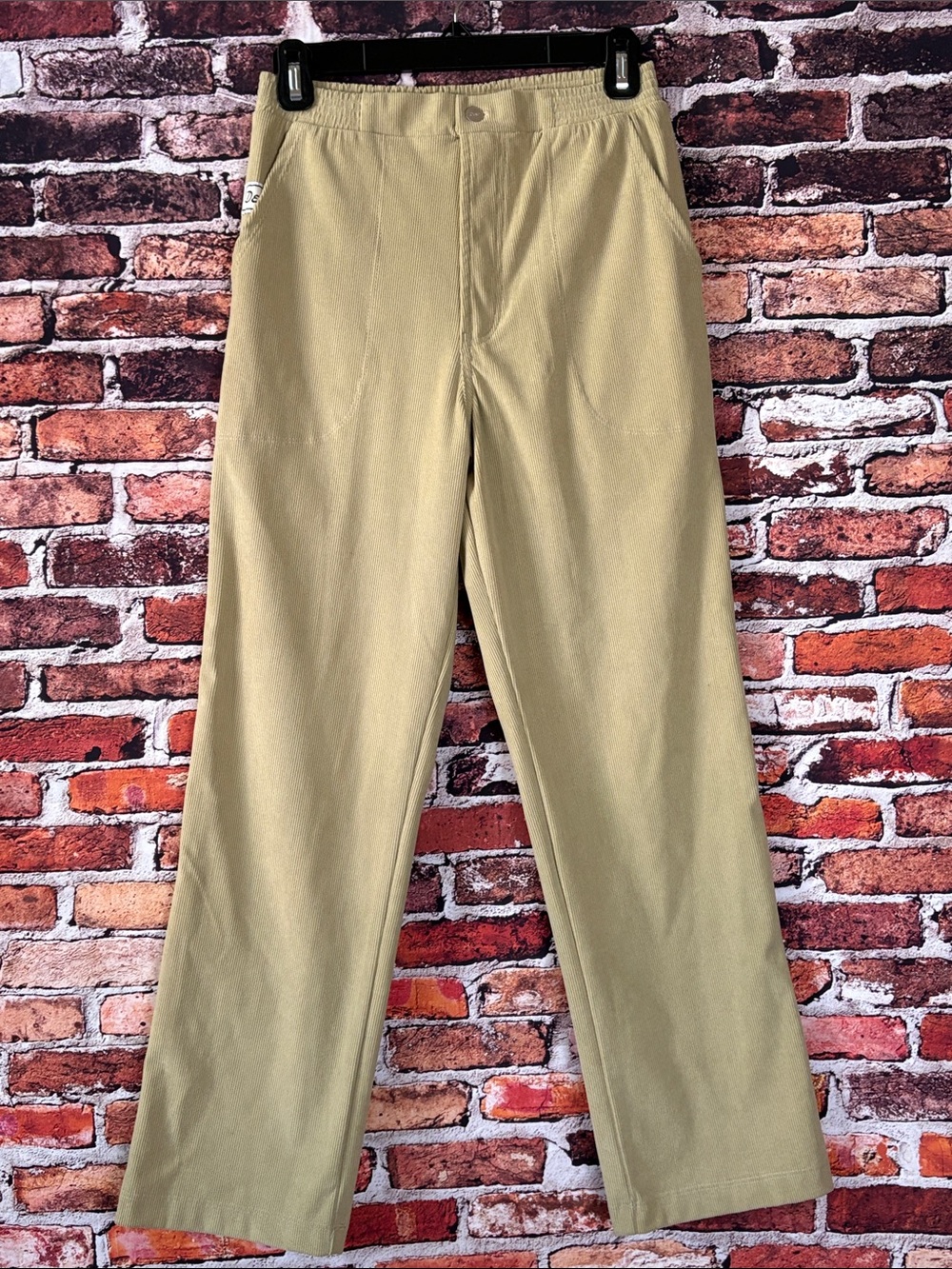 DESO Women's Corduroy Celery Colory Straight-Leg Pants Size Small
